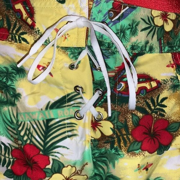 VGT surfer large floral print Hawaiian swim shorts. Size Large - Picture 3 of 8